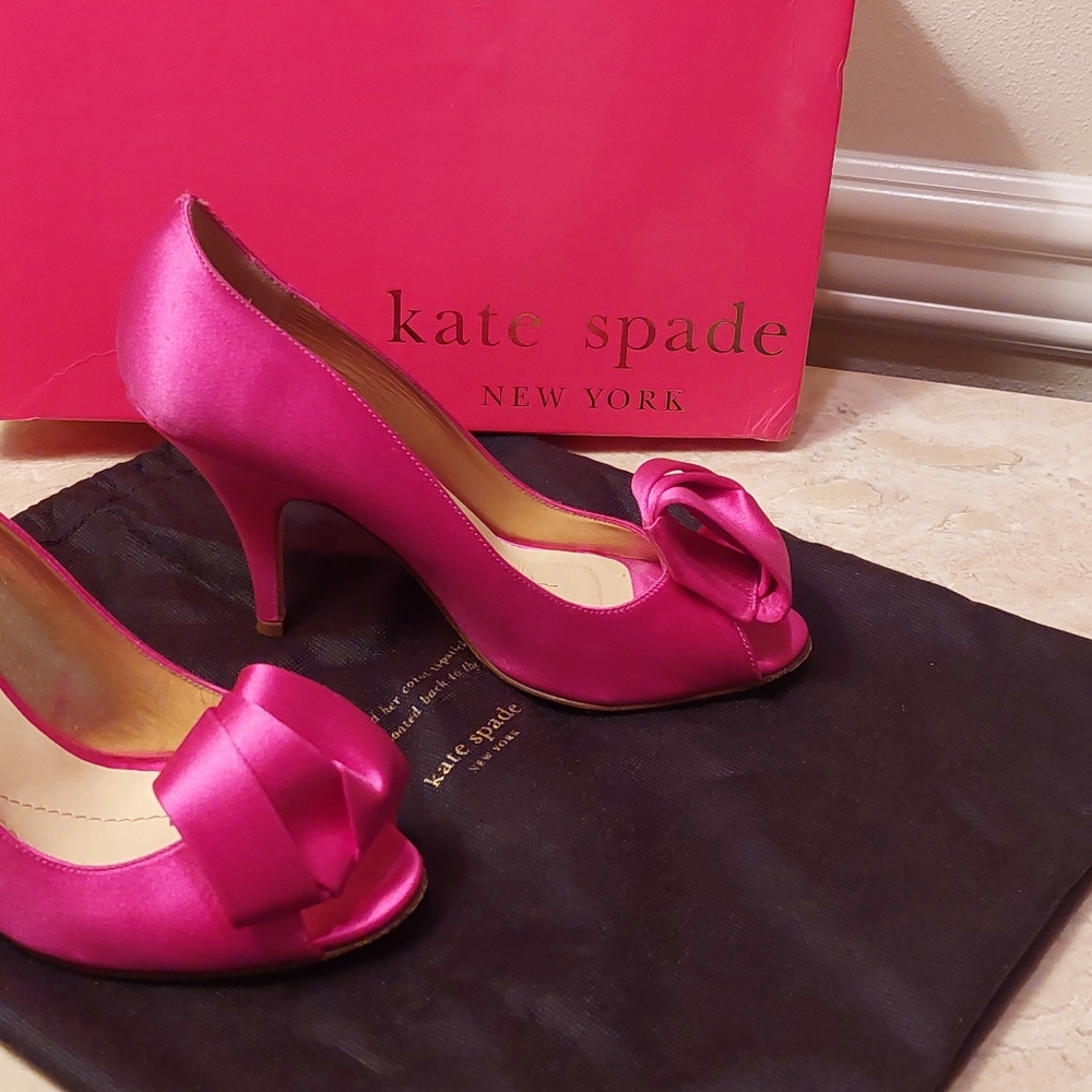 Kate Spade Clarice Pink Satin Bow Open Toe Stiletto Pumps, size 5.5B - Picture 6 of 7